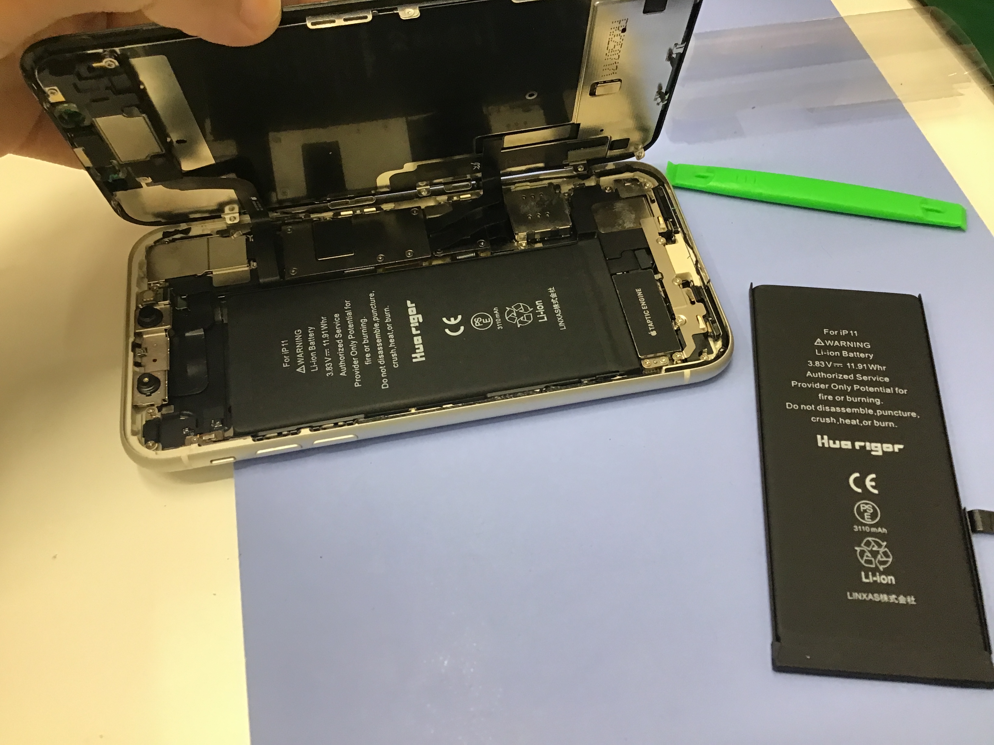 iPhoneSE 3 修理　データをそのまま・最短即日修理のスマホ修理工房八王子オクトーレ店にご相談ください！